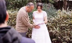 Người chồng quá yếu, người vợ dù yêu nhưng vẫn thường xoạc với bố chồng đến có thai