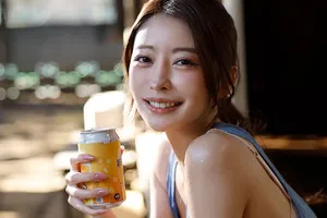 Phang chị nhà cạnh bên xinh đẹp khi về quê