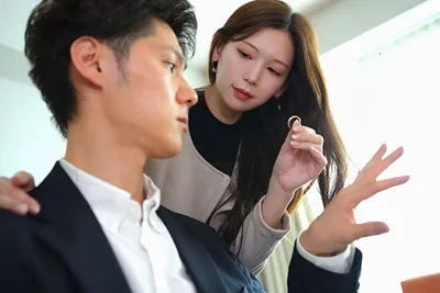 Bà xã đi đi giã ngoại, anh xã ở nhà bị nhỏ em vợ yêu gạ trả bài không trượt phát nào